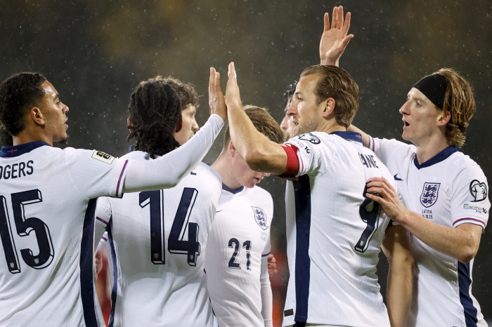 Winning this time? England is the first in Europe to go to North Korea, China, and the U.S. with six wins, 18 goals and no goals. Perfect itself