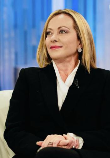 You want me to quit smoking, the Italian prime minister? You can kill someone…Trump Beautiful Woman