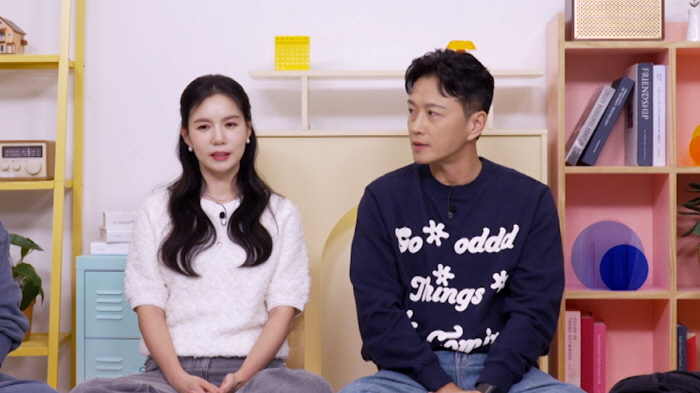 As soon as Jin Tae-hyun finished his surgery to overcome thyroid cancer, ♥I found Park Si-eun (Ok Moon-ah)