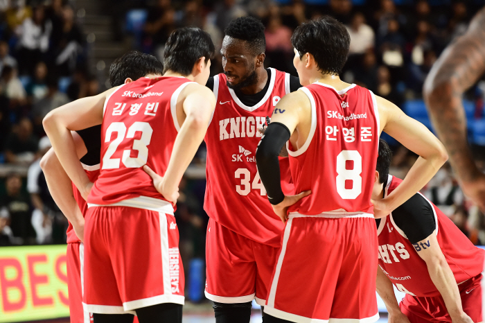 DB, KCC, Jeong Kwan-jang ↑ LG, SK, KT ↓ The all-time season is coming! Why does the twist explode every night at the beginning of the KBL season?