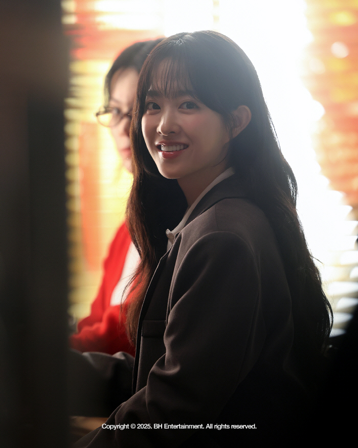 If Bobley promotes it, it's sold out..Park Bo-young opens up customers' wallets due to her harmless lovely charm