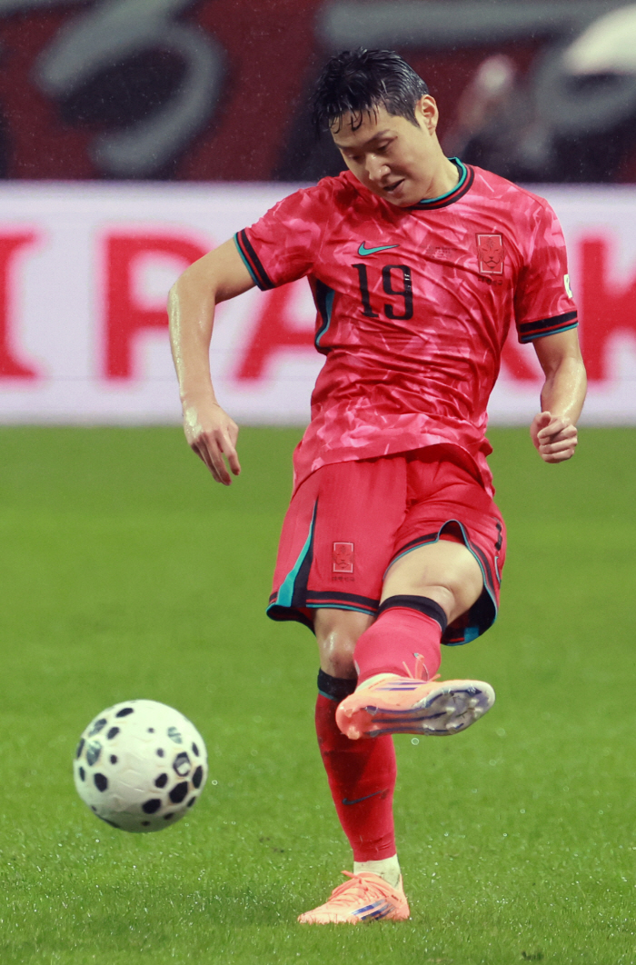Lee Kang-in's transfer is hot and negotiations start when he proposes 66 billion PSG...Aston Villa definitely got a LEE mole