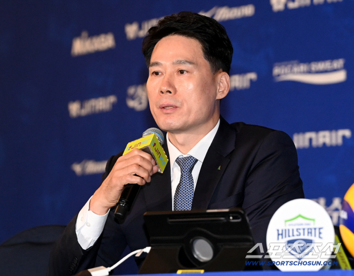  Director Kang Sung-hyung will try again this season
