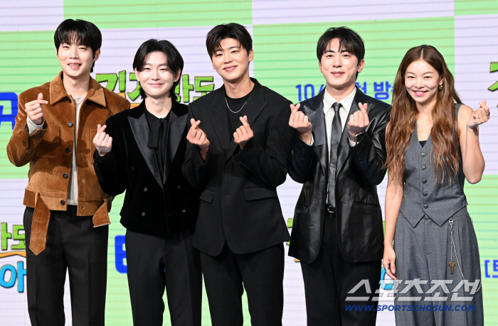  Son Tae-jin, Kim Yong-bin, Kim Yong-bin, Park Ji-hyun, Kim Won-hoon, Song Hae-na, it's okay if