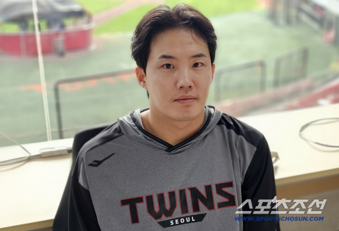 a realistic, strong mentality. That's why I won 10 games for 3 consecutive years with 140km. 'What can happen to anyone during seven consecutive four pitches?' KS advice. Still, the body reacts