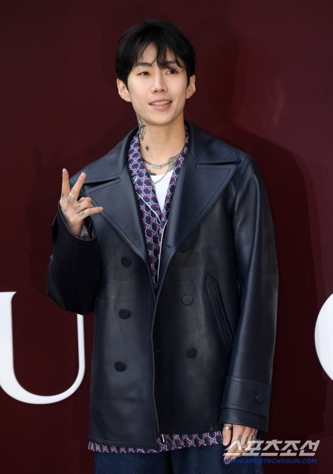 Jay Park Apologizes for Controversial Performance at W Korea’s Breast Cancer Awareness Event