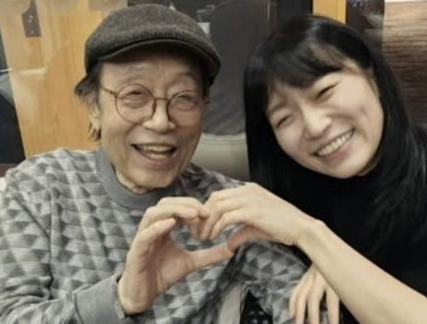 90-year-old Shin-gu's welcome smile on his battle with unrecognizable thin heart failure 