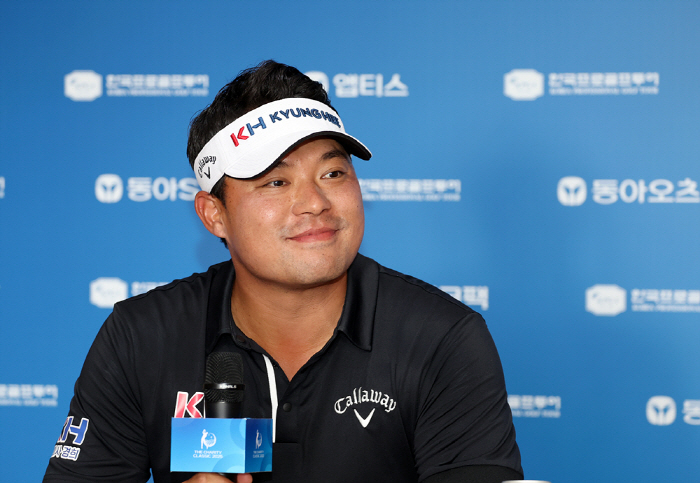 The brown bear that really made it to the PGA Tour, which is a true fantasy of gold, had a lot of difficulties
