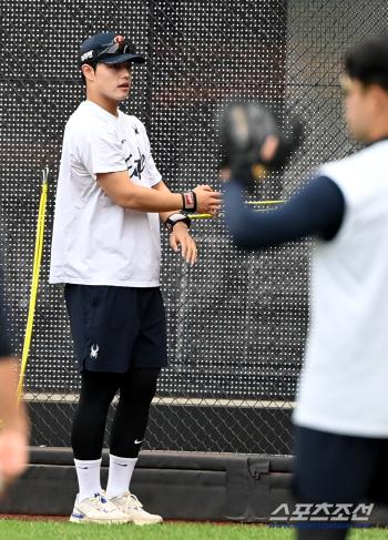 I'm going to look at the situation of Hanwha's Moon Dong-ju Why didn't Samsung's Won Tae-in play in the first round? 
