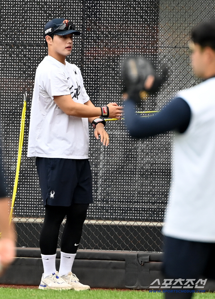 I'm going to look at the situation of Hanwha's Moon Dong-ju Why didn't Samsung's Won Tae-in play in the first round? 