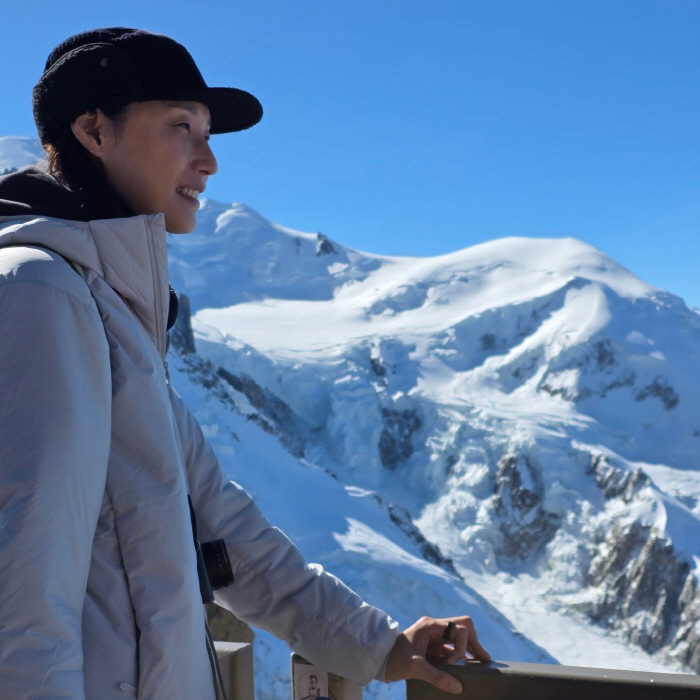 Kim Yeon-kyung, a 'new director' who went on a healing trip to Switzerland, 'Time to look back on me' 