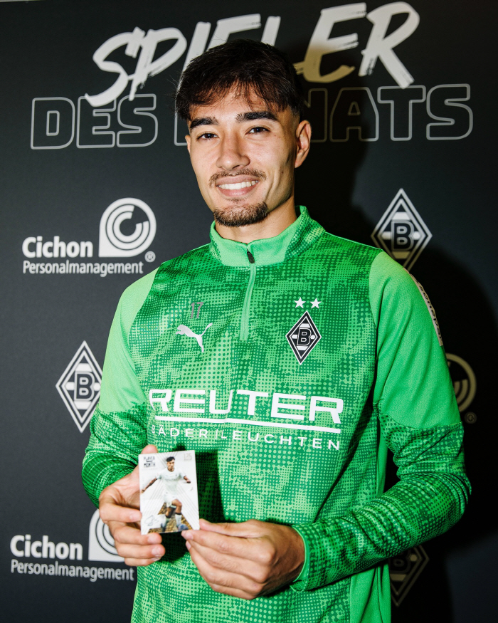 Best official announcement First Half-Blood National University Castrov wins Player of the Month Award and successfully adapts to the Bundes