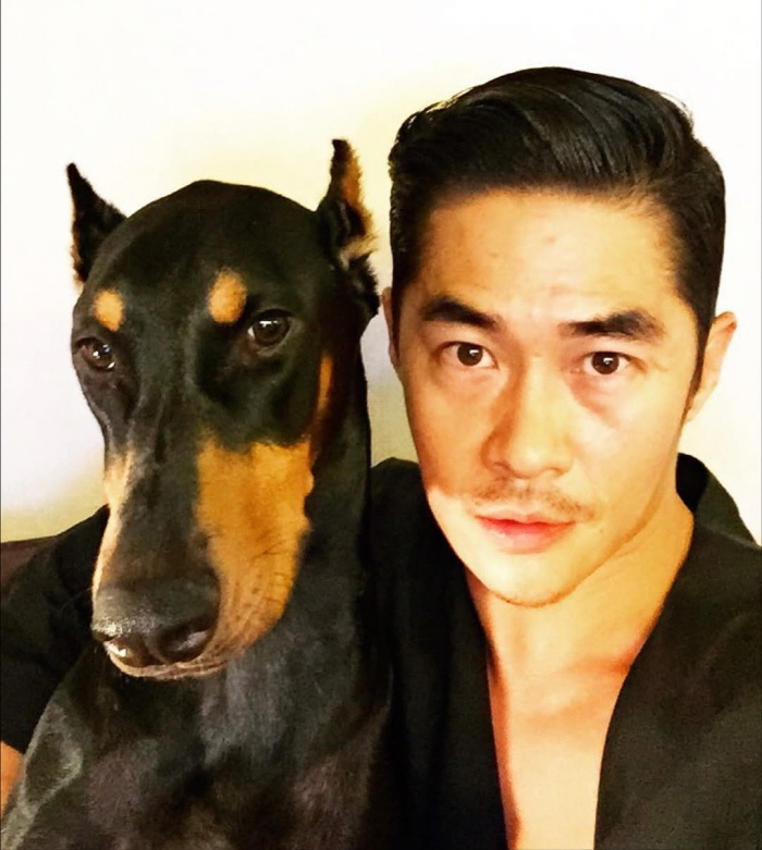 Are you sleeping? Wake up, Bae Jung-nam, the only family member, and tearful goodbye