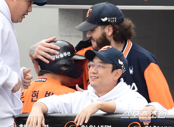 Hanwha's postseason match win, Moon Hyun-bin was 4 years old! → Moon Hyun-bin, the son of Daejeon, made history after 18 years