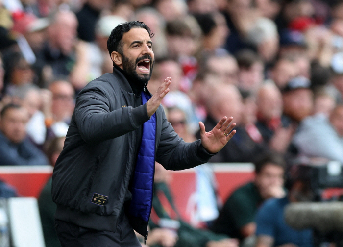 Manchester United's way to live is to be sold? UK media sees rosy outlook after sale...Rumors of Oil Money Acquisition Resolve Over Social Media Comments by Leading Middle Eastern Persons