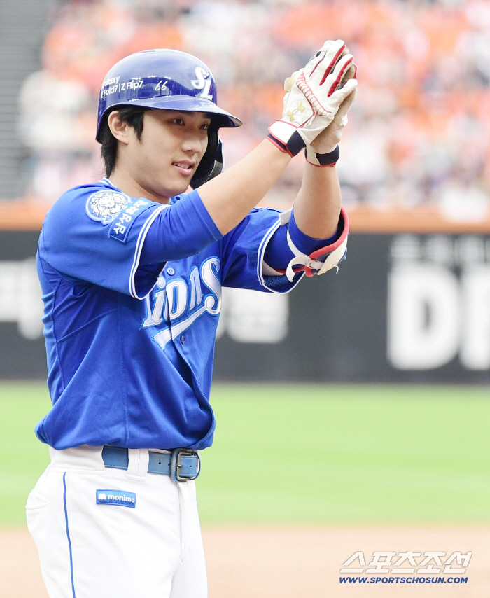  Lee Jae Hyun's two-run timely hit in a good mood