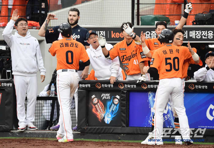  Liberatoi Won-seok scored a come-from-behind goal