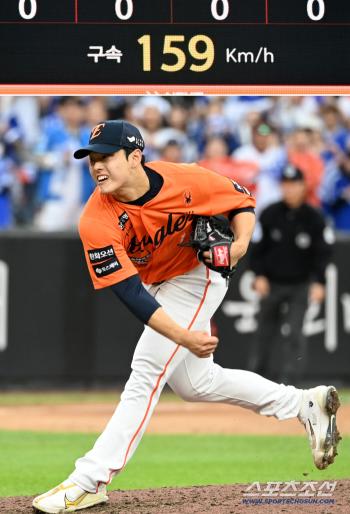  Moon Dong-ju and Kang Min-ho hit 159km fastballs!