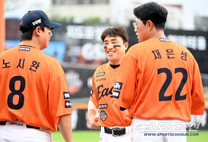  Noh Si-hwan, Son Ah-seop, Chae Eun-sung, starts the first round of the playoffs in a good mood