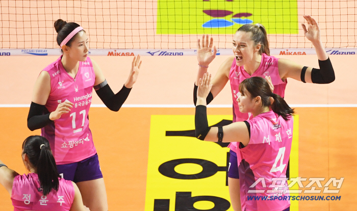  Rebecca Seo Chaehyun's toss was good