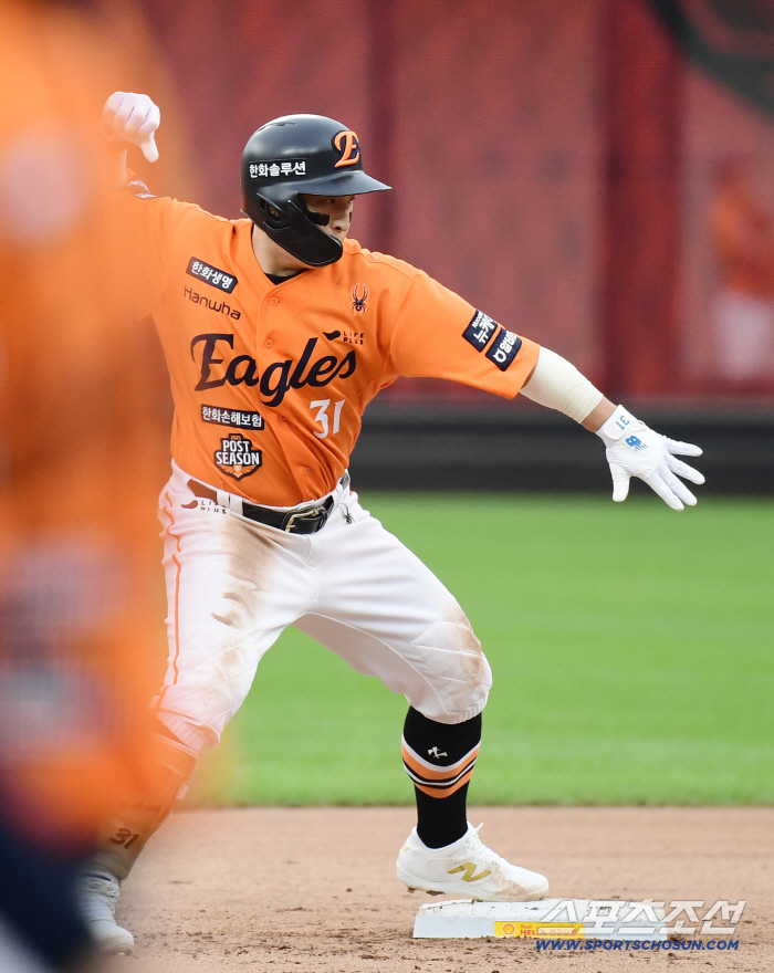  A tiebreaking RBI double that brings Son Ah-seop's game to square one