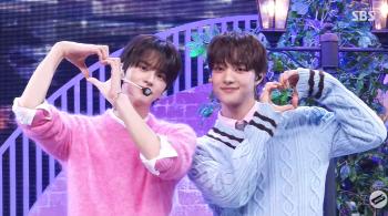 TWS’s Shinyu and &TEAM’s EJ Make Successful MC Debut on ‘Inkigayo’