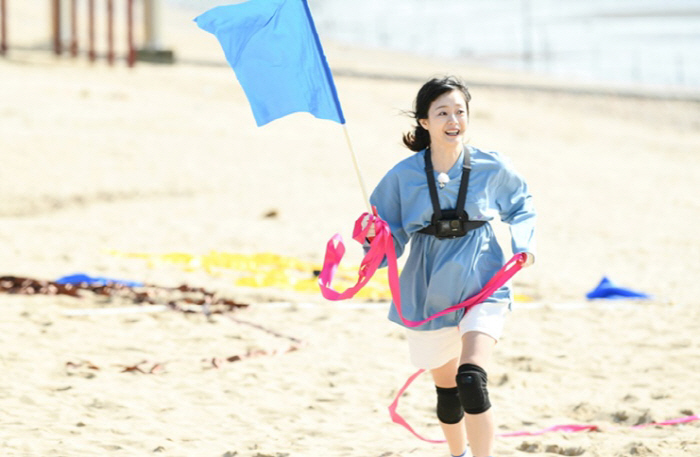 Jeon So-min Returns to ‘Running Man’ as Ji Ye-eun Takes a Break Due to Health Issues