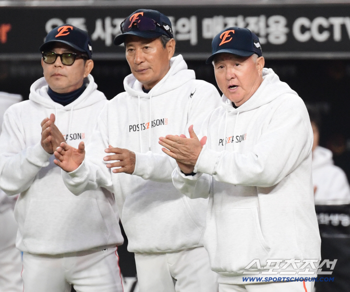 Kim Seo-hyun's sinking in shock, the appearance of a 162km finish, or Hanwha's choice to dominate autumn baseball?