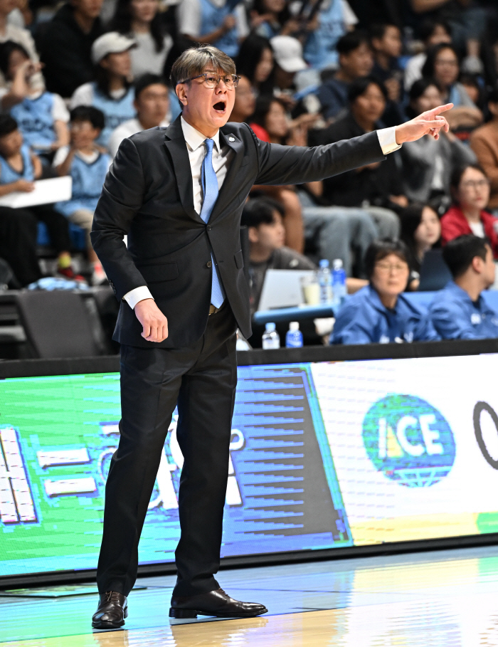 Huh, another net shot → 22 mistakes Busan KCC is still strong, catching Sono 6458 and winning 4 consecutive games leading the way