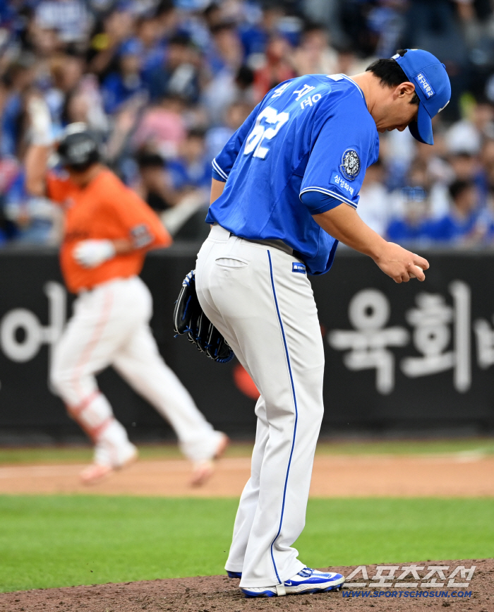  KIM JAE YOON and NO SI HWAN