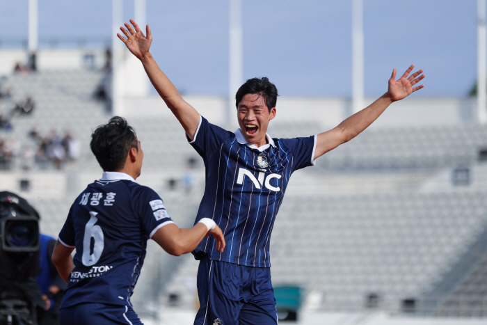 Seo Jae-min, Jae-min, Cha Seung-hyun, continuous goal E-Land, 30 complete wins against Busan, 9 home games without win 6 games without loss 5th place Mercury