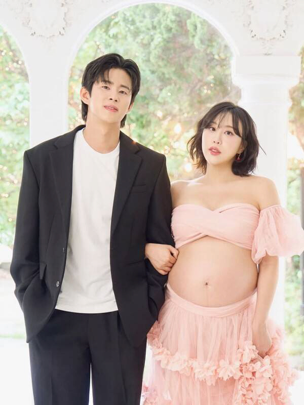 Thank you for the gift of the universe...Son Min-soo gives birth to twins ♥ sincere confession to Im Ra-ra