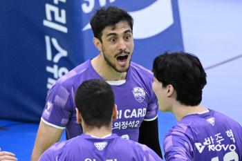 BrazilIran is crazy. Woori Card's opening game celebration gun destroyed KEPCO's shutdown 