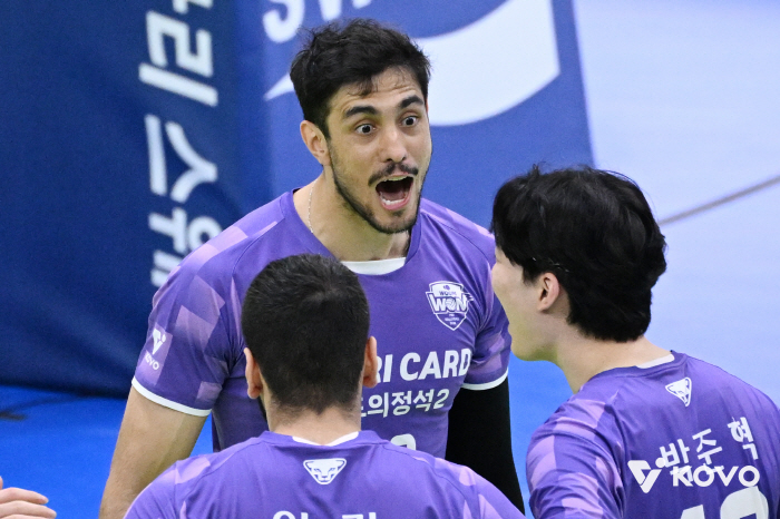 Brazil+Iran is crazy. Woori Card's opening game celebration gun destroyed KEPCO's shutdown 