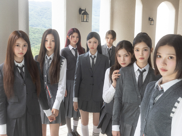 Hearts2Hearts Returns with Focus, Continuing SM’s Legendary ‘School Uniform’ Concept
