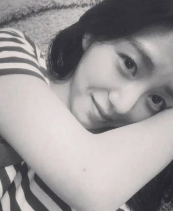 Hyeri's bad mouth photo deleted...W Korea's breast cancer fight tricking → Kwon Min-ah's shot 