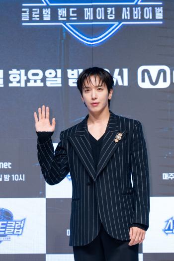 Jung Yong-hwa of Steel Heart Club, 16 years of NBLU, was criticized and loved...the act of imparting know-how