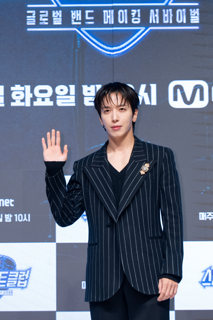 Jung Yong-hwa of Steel Heart Club, 16 years of NBLU, was criticized and loved...the act of imparting know-how