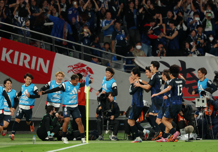 There is no such player in Korea. Japan's biggest weakness has disappeared. Crazy scoring ability The strongest striker in Asia was born