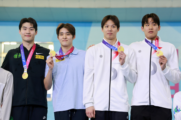 4 games x 1 new record x 2 Hanshin → 4 gold medal winner Hwang Sun-woo's confidence, courage, and good performance in the major competition