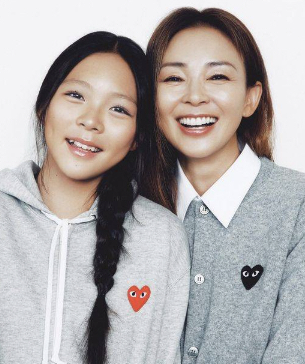 Chusarang, taking off your glasses, the Yanoshiho gene...a mother and daughter issue 