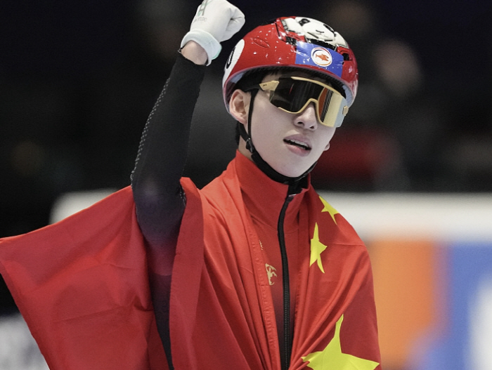 He's not the best player anymore!  Media shows the short track spirit of praising pure-blooded Chinese athletes