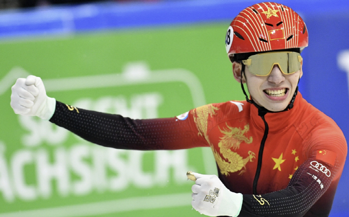 He's not the best player anymore!  Media shows the short track spirit of praising pure-blooded Chinese athletes