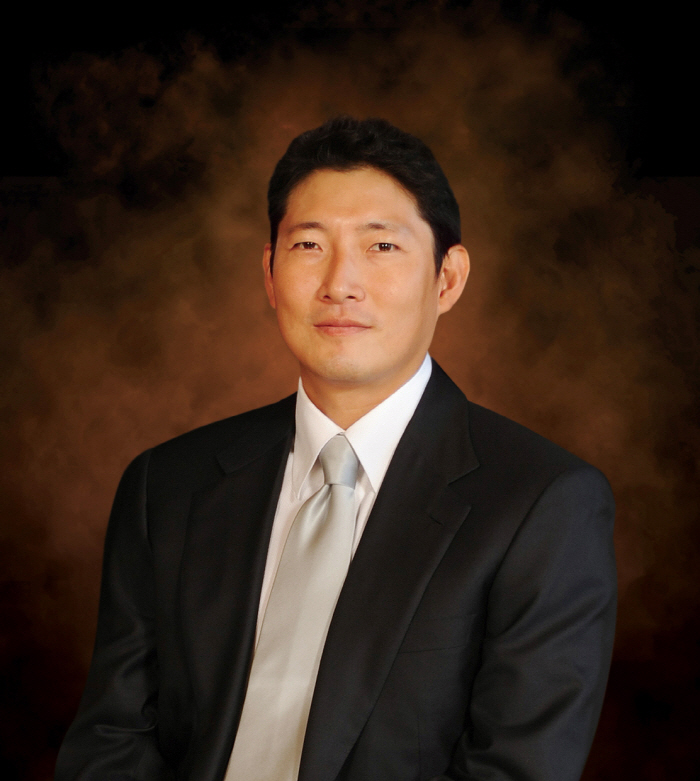 Hyosung Chairman Cho Hyun-joon will be a global leader in changing the game of the HVDC market