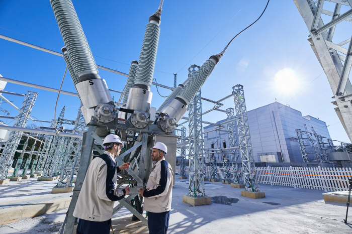 Hyosung Chairman Cho Hyun-joon will be a global leader in changing the game of the HVDC market
