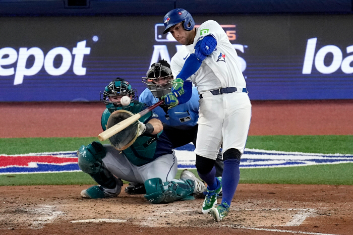 Ohtani's opponent is Toronto, advancing to WS for the first time in 32 years! Springer Reversal 3-point ALCS 4 wins and 3 losses, and the hero LAD will face off from the 25th