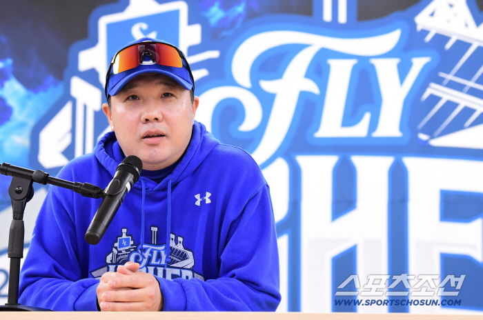  Director Park Jin-man's pick for Game 4 is Won Tae-in
