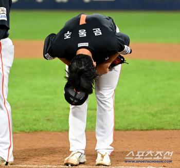  Moon Dong-ju, 90 degree thank you to the fans!