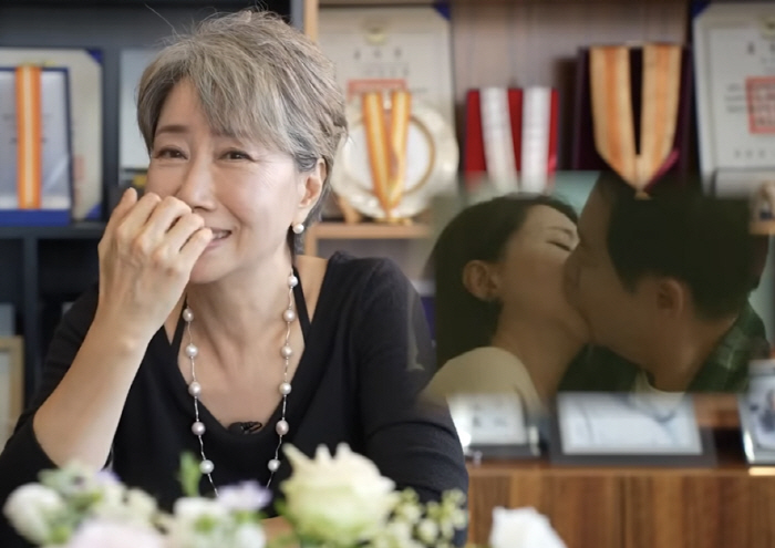 Song Ok-sook, Park Sang-won and Kiss God → Bed God Shock Behind Women courageously