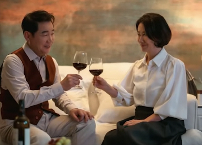 Song Ok-sook, Park Sang-won and Kiss God → Bed God Shock Behind Women courageously